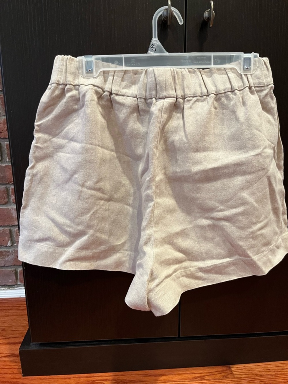 H&M Linen Women's Shorts - Light Beige Size 6